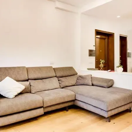 Aurelia Luxury