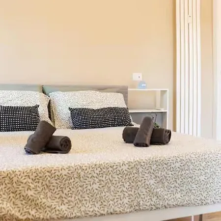 Aurelia Luxury